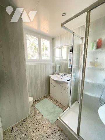 A vendre - Manoque (04) - Alpes-de-Haute-Provence: Superbe propriété d'env 271 m² offrant une m...