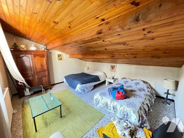 A vendre - Manoque (04) - Alpes-de-Haute-Provence: Superbe propriété d'env 271 m² offrant une m...