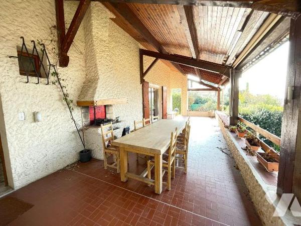 A vendre - Manoque (04) - Alpes-de-Haute-Provence: Superbe propriété d'env 271 m² offrant une m...