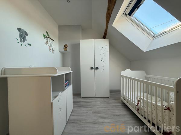 Vente
                Maison181,71 m² - 8 Pièces -
                    URCAY (3360)