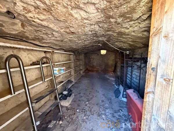 Vente
                Maison181,71 m² - 8 Pièces -
                    URCAY (3360)