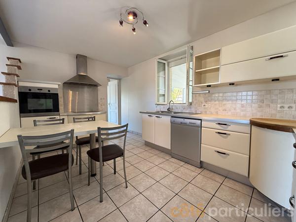 Vente
                Maison181,71 m² - 8 Pièces -
                    URCAY (3360)