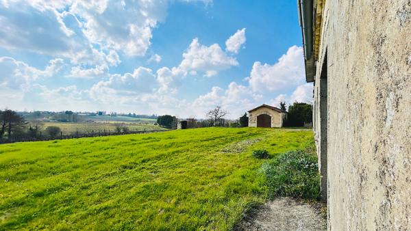 A VENDRE MAISON DE CARACTERE DE 250 M2 SUR 3800 M2 DE TERRAIN - SECTEUR BLAYE , Blaye A VENDRE MAISON DE CARACTERE DE 250 M2 SUR 3800 M2 DE TERRAIN - SECTEUR BLAYE , Blaye