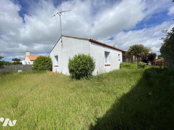 SOULLANS, maison centre bourg, 3 chambres, garage, terrain de 660m² env !