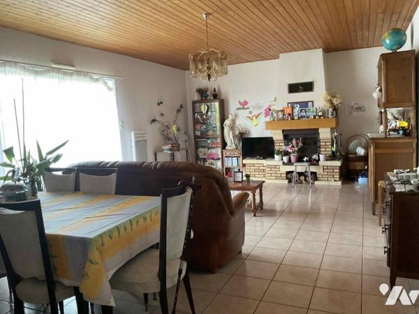 SOULLANS, maison centre bourg, 3 chambres, garage, terrain de 660m² env !