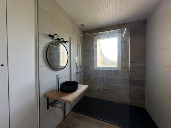 AUBIGNY LES CLOUZEAUX, maison familiale 5 chambres, env. 1150 m² de jardin