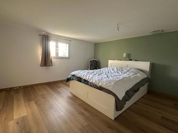 AUBIGNY LES CLOUZEAUX, maison familiale 5 chambres, env. 1150 m² de jardin