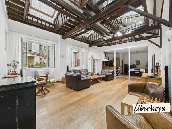 Appartement / Loft de 5 pièces au charme authentique à 300m du canal Saint Martin