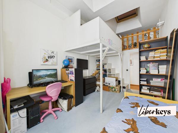 Appartement / Loft de 5 pièces au charme authentique à 300m du canal Saint Martin