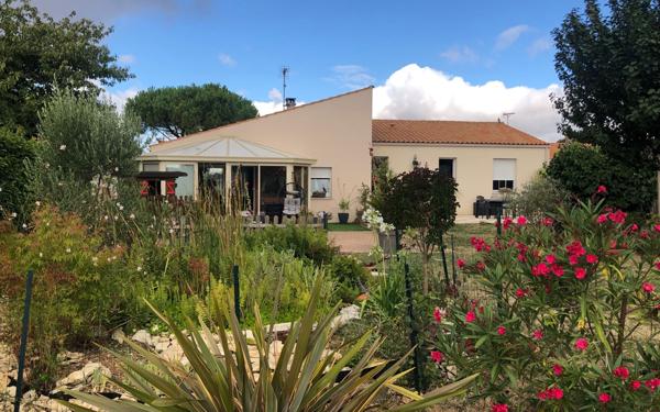 Maison à vendre    4 pièces •  La Jarrie