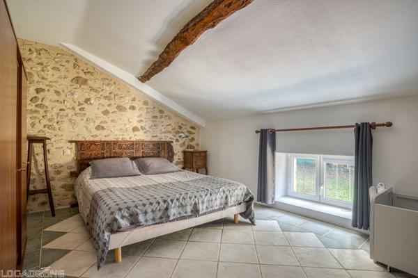 Laussou (47150) Proche Monflanquin, propriété en pierre avec gîte et piscine sur plus d'un hectare