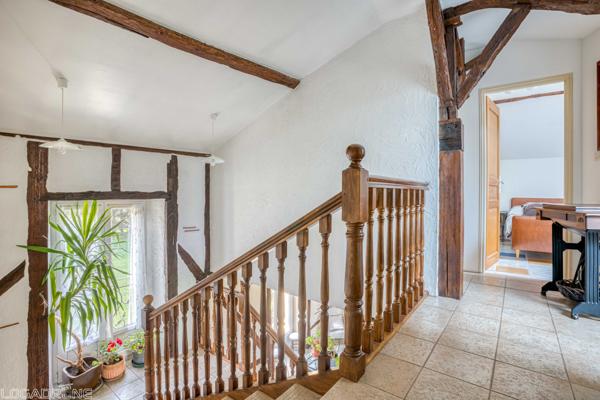 Laussou (47150) Proche Monflanquin, propriété en pierre avec gîte et piscine sur plus d'un hectare