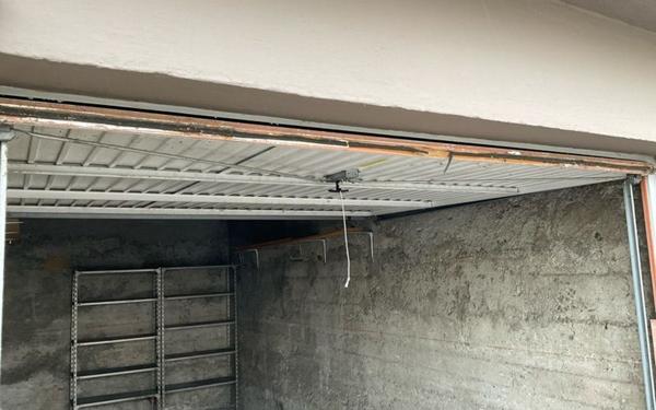 Stationnement à vendre    La Mulatière