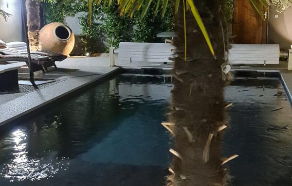 VALENCE. LE QUARTIER CHATAUVERT. MAISON DE FAMILLE. 280M2HAB. MODULABLE. PISCINE . GARAGE. SUD.