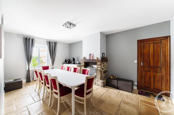 Maison à vendre  10 pièces - 300 m2 HEDE BAZOUGES - 35