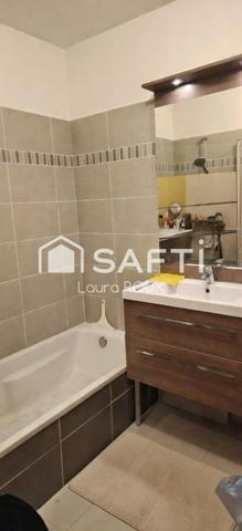 T3 dans residence securisée avec piscine