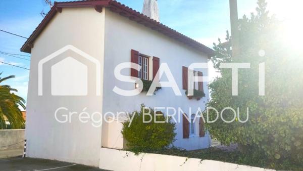 Maison de ville, proche plages et commerces