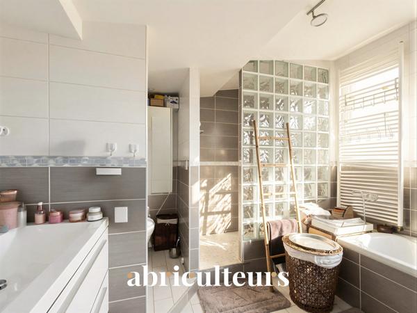 Grand loft indépendant de 176 m² Colombes Centre-Gare