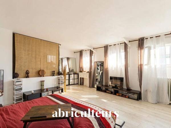 Grand loft indépendant de 176 m² Colombes Centre-Gare