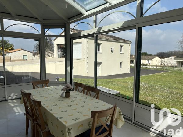 Maison à vendre 8 pièces 286 m² Mouthiers-sur-Boëme