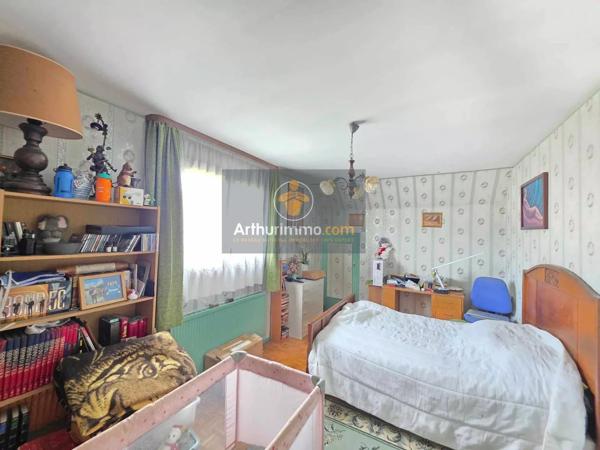 Vente                                                      Maison
                        
                     6 pièces                      140 m2                     à Écouen