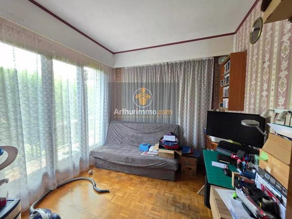Vente                                                      Maison
                        
                     6 pièces                      140 m2                     à Écouen
