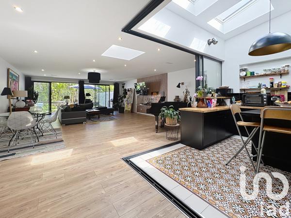 Maison à vendre 3 pièces 132 m² Angoulême