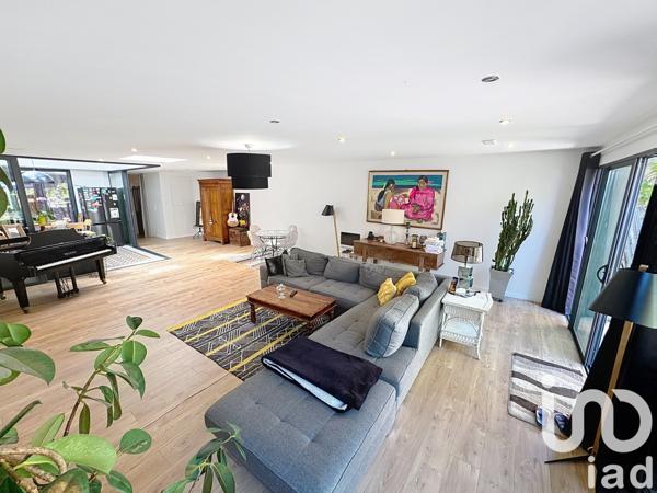 Maison à vendre 3 pièces 132 m² Angoulême