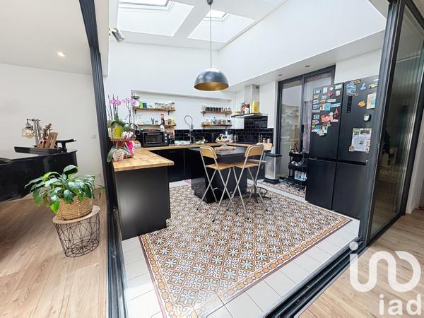 Maison à vendre 3 pièces 132 m² Angoulême