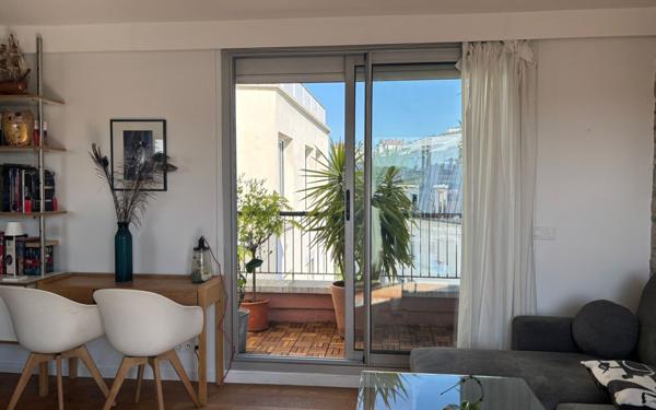 Appartement à louer    2 pièces • 43,40 m2 Paris 11