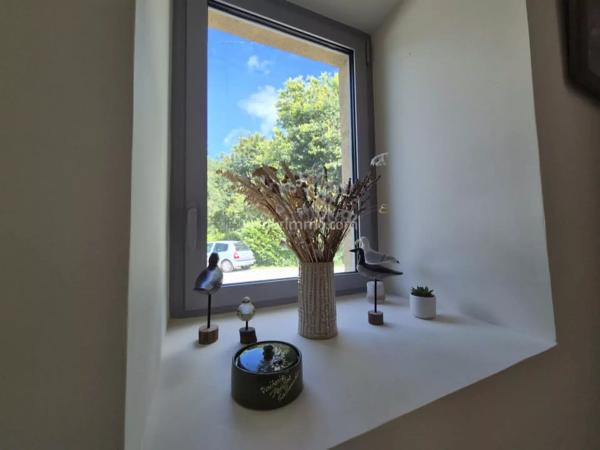 Vente                                                      Maison
                        
                     5 pièces                      94 m2                     à Larmor-Baden