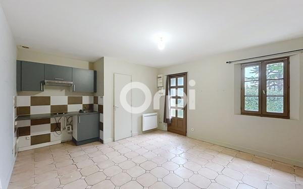 Appartement à louer    2 pièces •  Compiègne