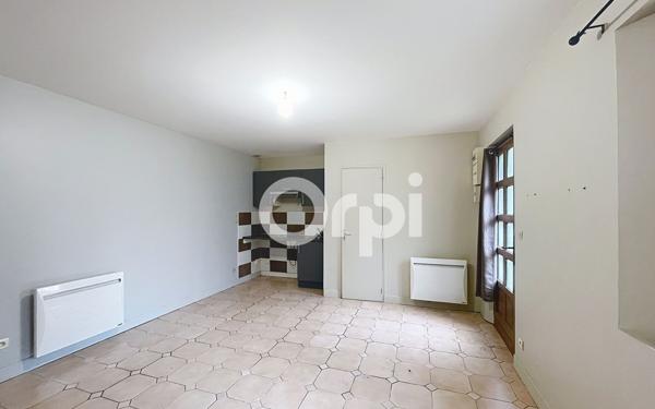 Appartement à louer    2 pièces •  Compiègne