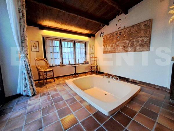 maison avec possibilité profession libérale