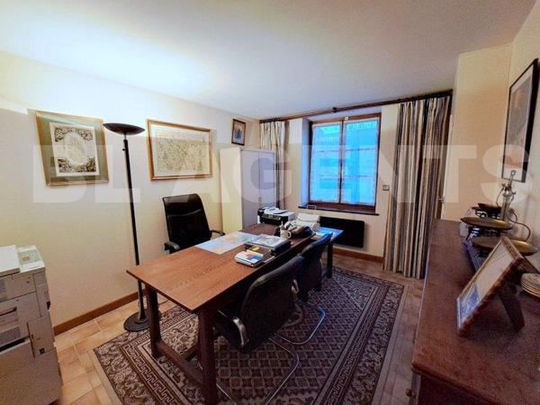 maison avec possibilité profession libérale