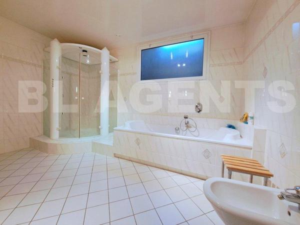 maison avec possibilité profession libérale