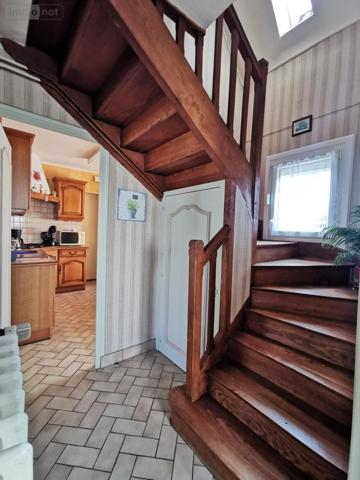 Maison à vendre à Bégard dans les Côtes-d'Armor (22140), ref : 22102-2379