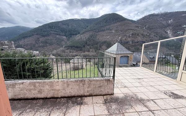 Maison à vendre    5 pièces •  Sainte-Enimie