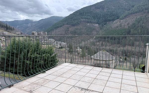 Maison à vendre    5 pièces •  Sainte-Enimie