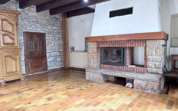 Maison à vendre    5 pièces •  Sainte-Enimie