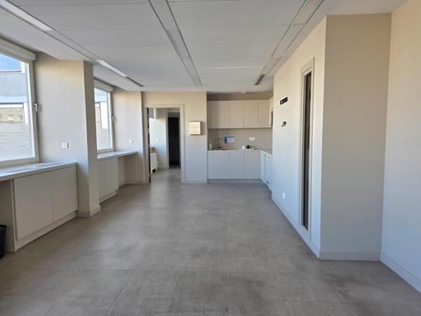 Bureaux à CLICHY, 92110 - 1530m²