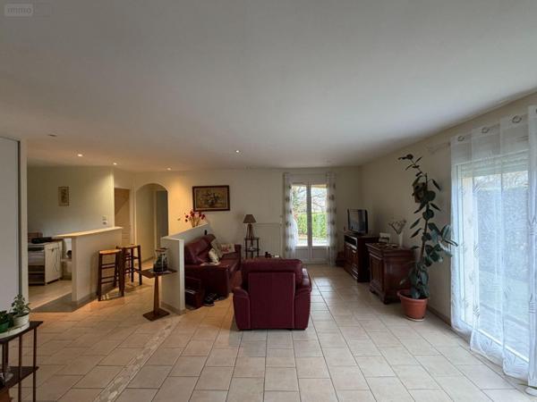 Villa à vendre à Hurigny en Saône-et-Loire (71870), ref : MA 683