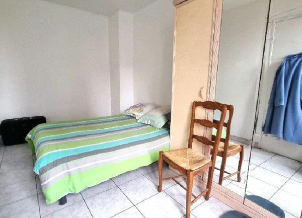 Appartement à vendre    3 pièces • 53,70 m2 Ivry-sur-Seine