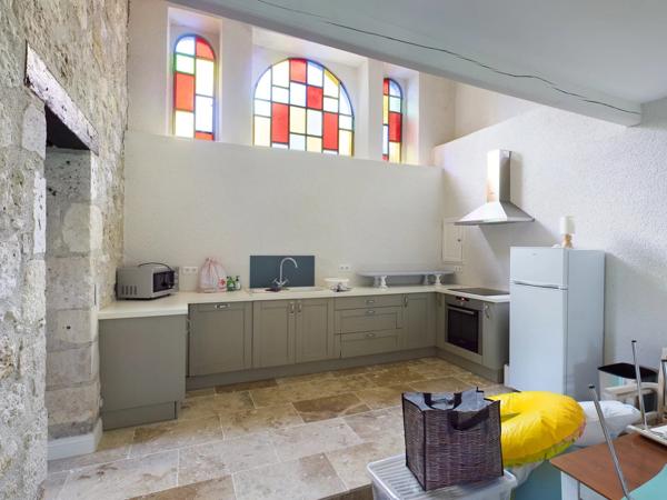 Somptueux château restauré avec maison d’amis et piscine à quelques minutes de Puymirol, Lot et Garonne