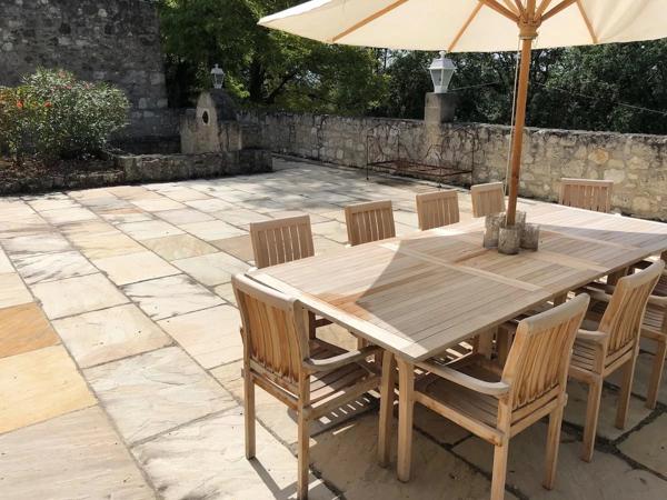 Somptueux château restauré avec maison d’amis et piscine à quelques minutes de Puymirol, Lot et Garonne