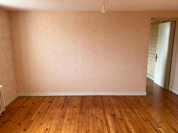 Maison à vendre 6 pièces proche à TAPONAS (69220) - Maison de 110 m² avec Jardin privatif et 2 Parkings .Arrêt bus à 50 m