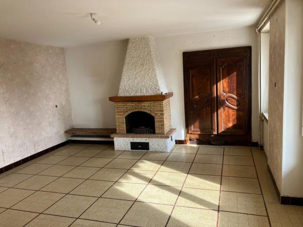 Maison à vendre 6 pièces proche à TAPONAS (69220) - Maison de 110 m² avec Jardin privatif et 2 Parkings .Arrêt bus à 50 m