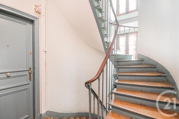 Appartement F2 à vendre  2 pièces - 33,26 m 2   PARIS  - 75010