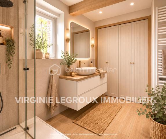 Rare sur la commune de St-Pierre-La-Cour, longère de 145m2 dont 125m2 de plain-pied, située à 2 kms du centre sur une parcelle de plus de 4000m2 avec une pièce d'eau ! Ne tardez pas à lire la suite, j'ai peut-être la maison dont vous rêvez ! 
Vous arriverez par un chemin privé, vous longerez la pièce d'eau pour au bout du chemin découvrir cette maison belle et longue maison en pierre. 
Nous commencerons la visite par le salon-séjour lumineux de 37m2 qui donne accès aussi au jardin. L'escalier tout récemment installé dessert la seule pièce de l'étage, une pièce de 20m2 récente qui sert aujourd'hui de chambre mais qui pourrait aisément devenir une salle de jeux, de sport ou encore un bureau. La charpente a été laissée apparente afin de donner du cachet à cette pièce, et c'est réussi ! 
Nous poursuivrons la visite du rez-de-chaussée avec la cuisine de 17m2, un très beau potentiel pour ses futurs propriétaires, comme sur la simulation que je vous ai mise en photo pour vous aider à vous projeter. 
Un couloir avec placard nous conduit à un wc séparé, une salle d'eau de 5m2 à rénover (comme pour la cuisine, je vous ai joins une photo avec une idée de projet)  et ensuite nous accèdons aux trois chambres qui ont toute la même particularité .... elles ont toutes les 3 un accès direct et privatif au jardin, rare encore ! La première chambre fait 12m2, la seconde 15m2 et la chambre parentale fait 22m2. Cette dernière a été séparée par un dressing. 
Vous souhaitez plus grand ? C'est possible puisque 60m2 de combles sont encore aménageables. 
Coté rangement, attenant et accessible par le salon-séjour et par une porte extérieur, vous découvrirez une buanderie arrière-cuisine de 22m2 (non comptabilisée dans la surface habitable). 
Le mode de chauffage de cette maison est un insert bois avec une soufflerie qui distribue la chaleur dans les pièces. 
Toutes les menuiseries sont en pvc double vitrage, elles ont été changées en 2017. La toiture et l'isolation des combles ont été refaits en 2010. La taxe foncière est de 590€.
Intéressant, depuis 2023 la maison est équipée de 7 panneaux solaires avec autoconsommation et revente du surplus ! 
La maison a un puits. La fosse septique est non conforme. 
Coté extérieur, vous pourrez profiter en toute tranquillité sans aucun vis à vis d'une parcelle d'environ 4300m2 avec une petite dépendance en pierre idéale pour un garage et belle surprise... une pièce d'eau pour les amateurs de partie de pêche en famille ou entre amis. 
Vous souhaitez un peu plus de terrain ? C'est possible, les propriétaires peuvent céder une parcelle constructible attenante d'environ 2000m2... . 
Alors, cette maison semble correspondre à vos critères de recherche ? 
Ne tardez pas, appelez-moi pour d'éventuels renseignements complémentaires et peut-être fixer une visite !
Et n'oubliez pas, Saint-Pierre-La-Cour est une commune dynamique de 2300 habitants avec une école privée, une école publique, un collège privé, un pôle enfance jeunesse, mais aussi, médecins, dentiste, kiné, centre de soins infirmiers, ostéopathes, orthophoniste, psychologue, sage-femme,  pharmacie, infirmières libérales ainsi que de nombreuses infrastructures sportives, des commerces (supérette, boulangerie, boucherie, coiffeurs, bar, etc), avec son accès rapide à l'axe Rennes-Laval et à l'autoroute ainsi que sa gare ferroviaire avec ses arrêts quotidiens.