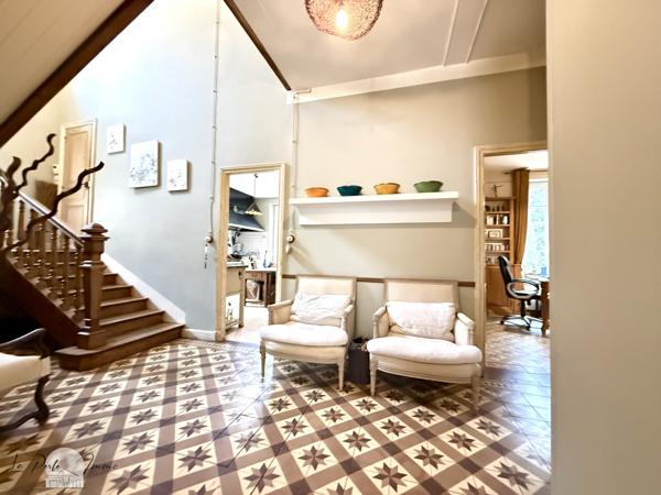 Villeneuve-les-Corbières (11360) Maison de Maître F6 de 460 m2 avec piscine et terrain de 1350 m2